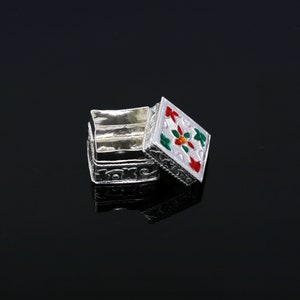 925 sterling silver handmade gorgeous small trinket box, floral enamel work casket box, mini gifting container box, silver article stb78