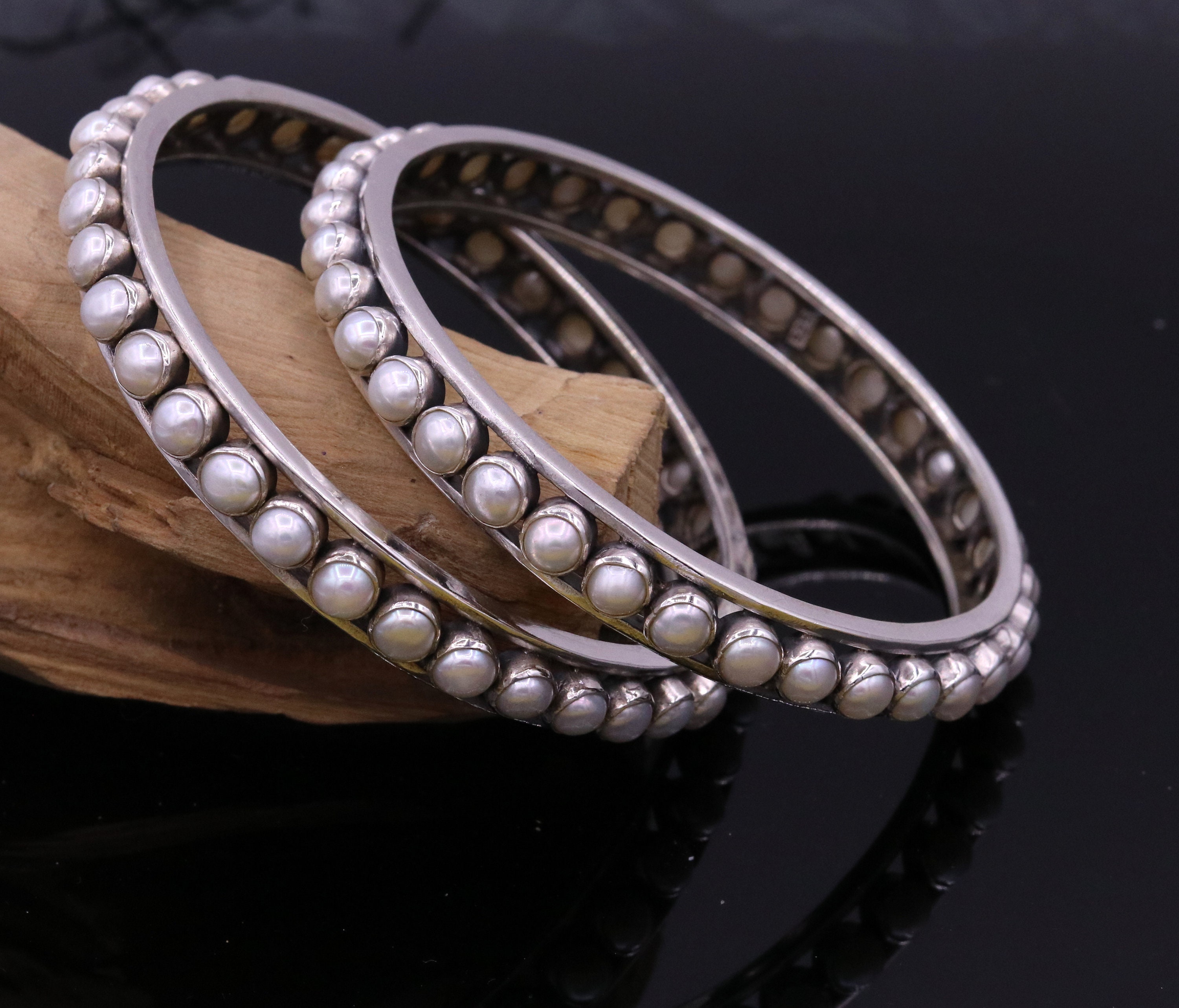 925 Sterling Silver Gorgeous Pearl Bangle Bracelet, Fabulous