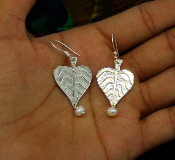 Peepal leaf best sale earrings