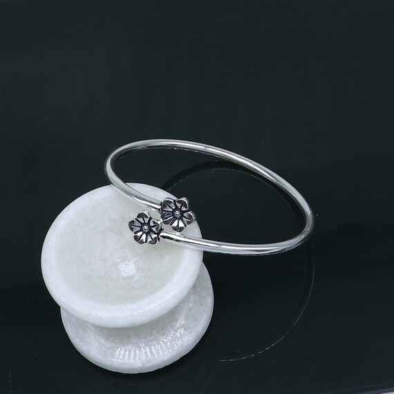 925 Sterling Silver Handmade Stylish Flower Design Kada