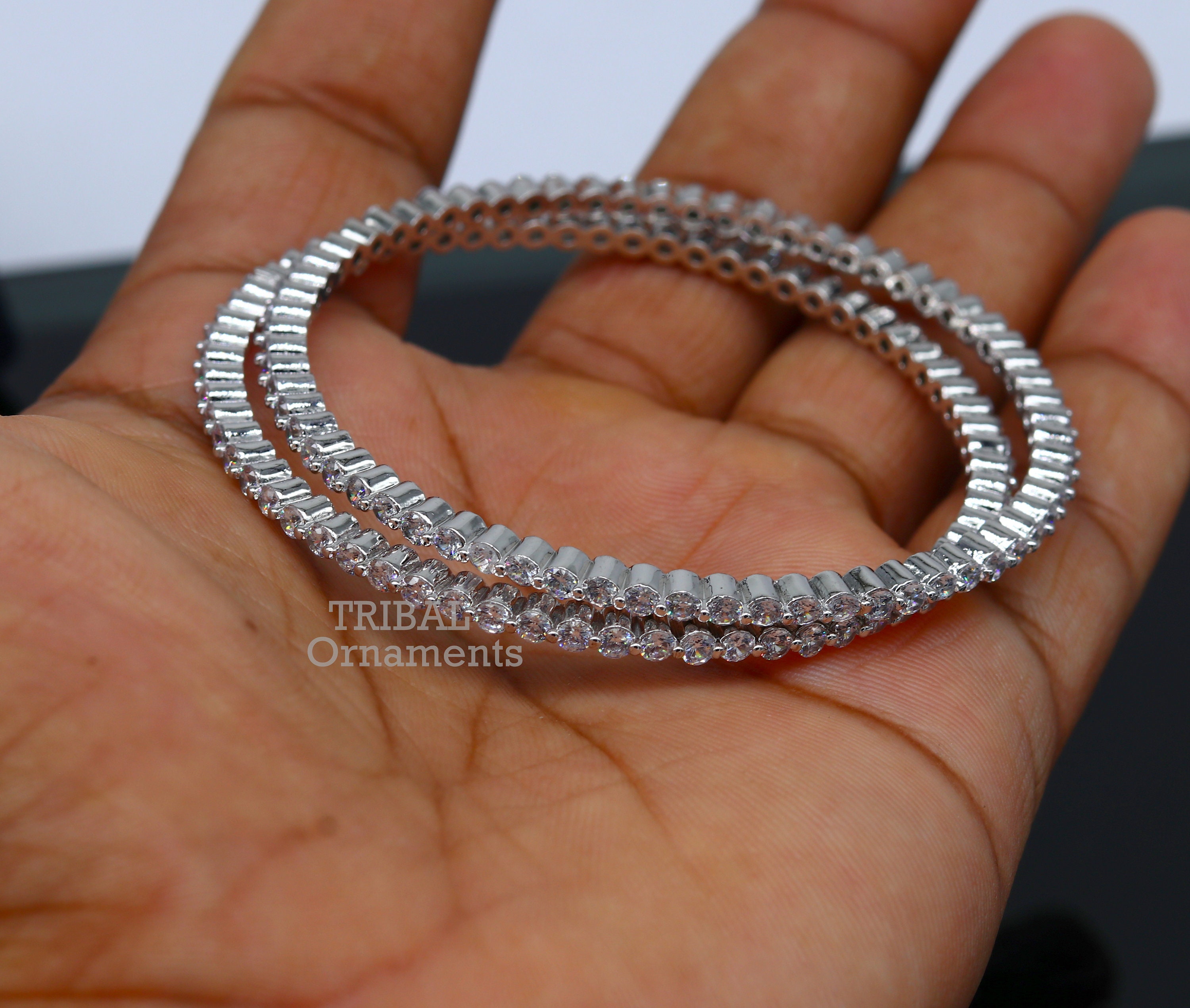 925 Sterling Silver Handmade Gorgeous Cubic Zircon Bangle 925 Sterling Silver Handmade Gorgeous Cubic Zircon Bangle