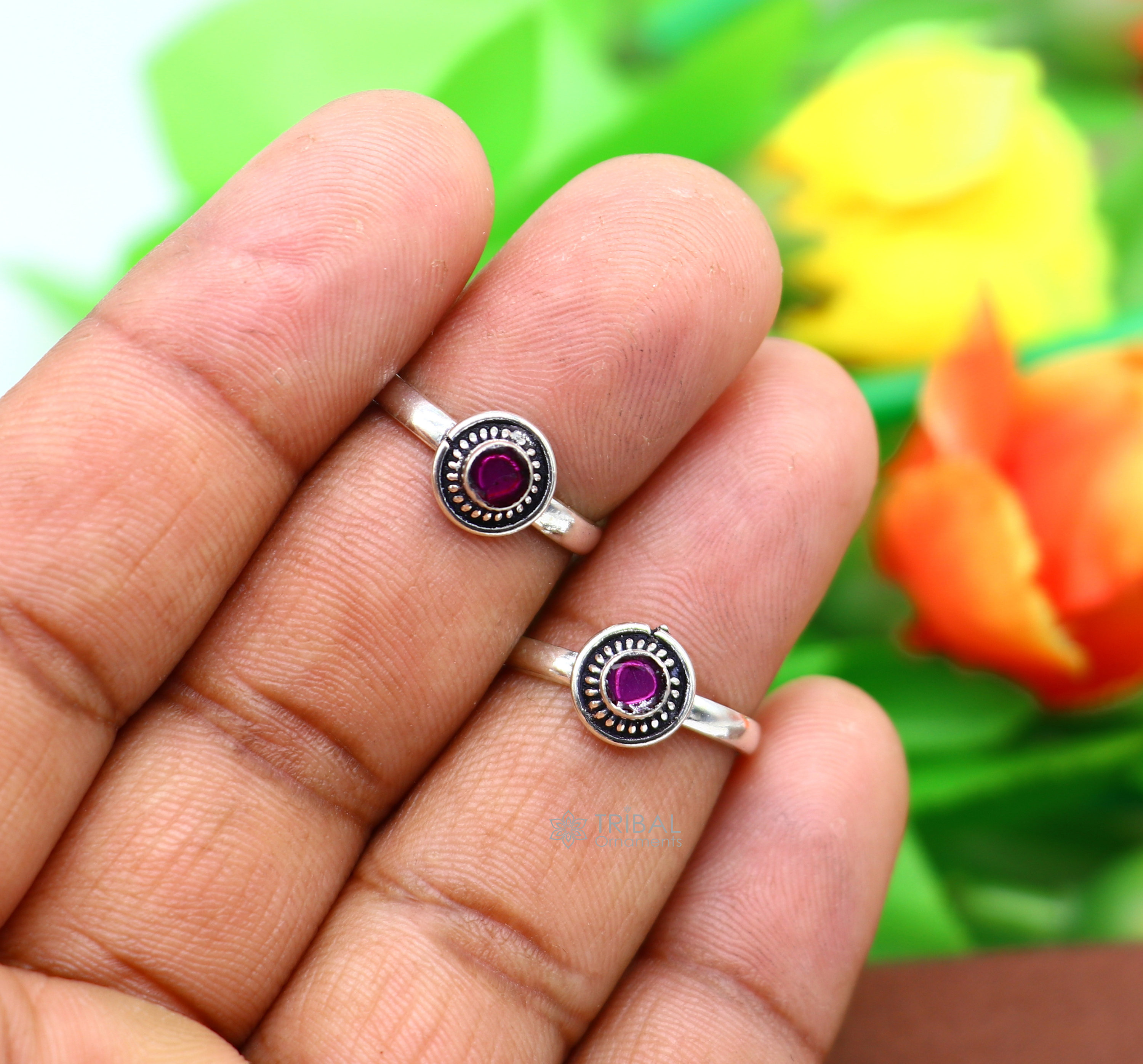 Stone on sale toe rings