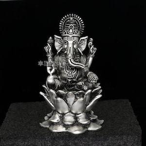 925 Sterling silver Lord Ganesh Idol, Pooja Articles, Silver Idols Figurine, handcrafted Ganesha statue sculpture Diwali puja gift art669