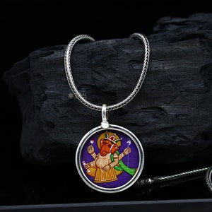 Exclusive 925 sterling silver handmade idol God Ganesha pendant, amazing painting pendant unisex gifting functional kavacham jewelry nsp767