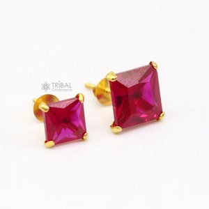 Exclusive 14kt yellow gold handmade single red stone square shape stud earring cartilage customized unisex jewelry er181