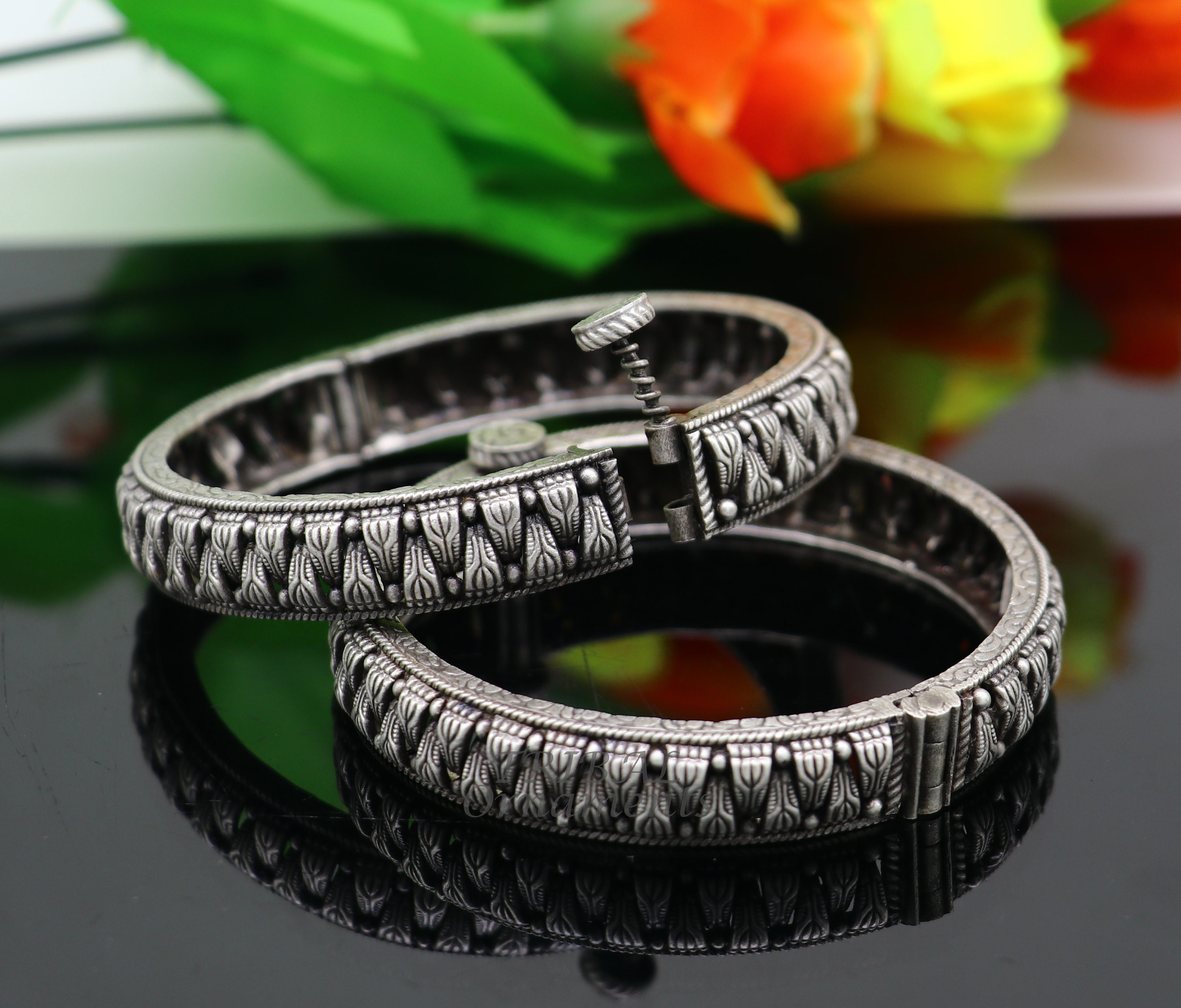 ピーテルサイト　エスニックトライバルヴィンテージバングル ピーテルサイトエスニックトライバルヴィンテージバングル