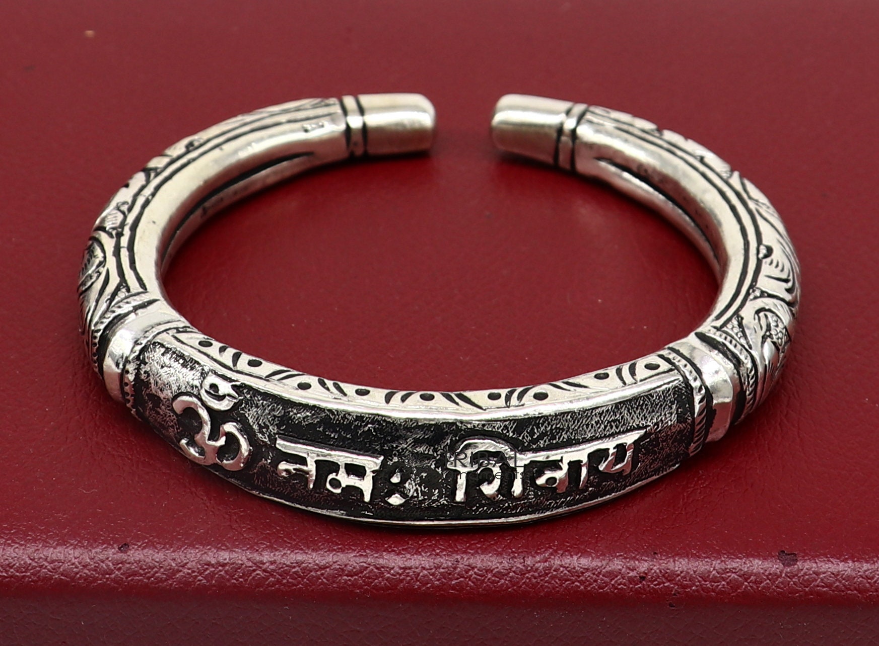 Om Namah Shivaya Bracelet | Kada In Ashtadhatu (Free Size) (1 Pc) -  numeroastro - 3865655