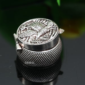 Vintage egal design 925 sterling silver handmade trinket box, eye kajal box, container box, kumkum box, sindur box, best brides gift stb347