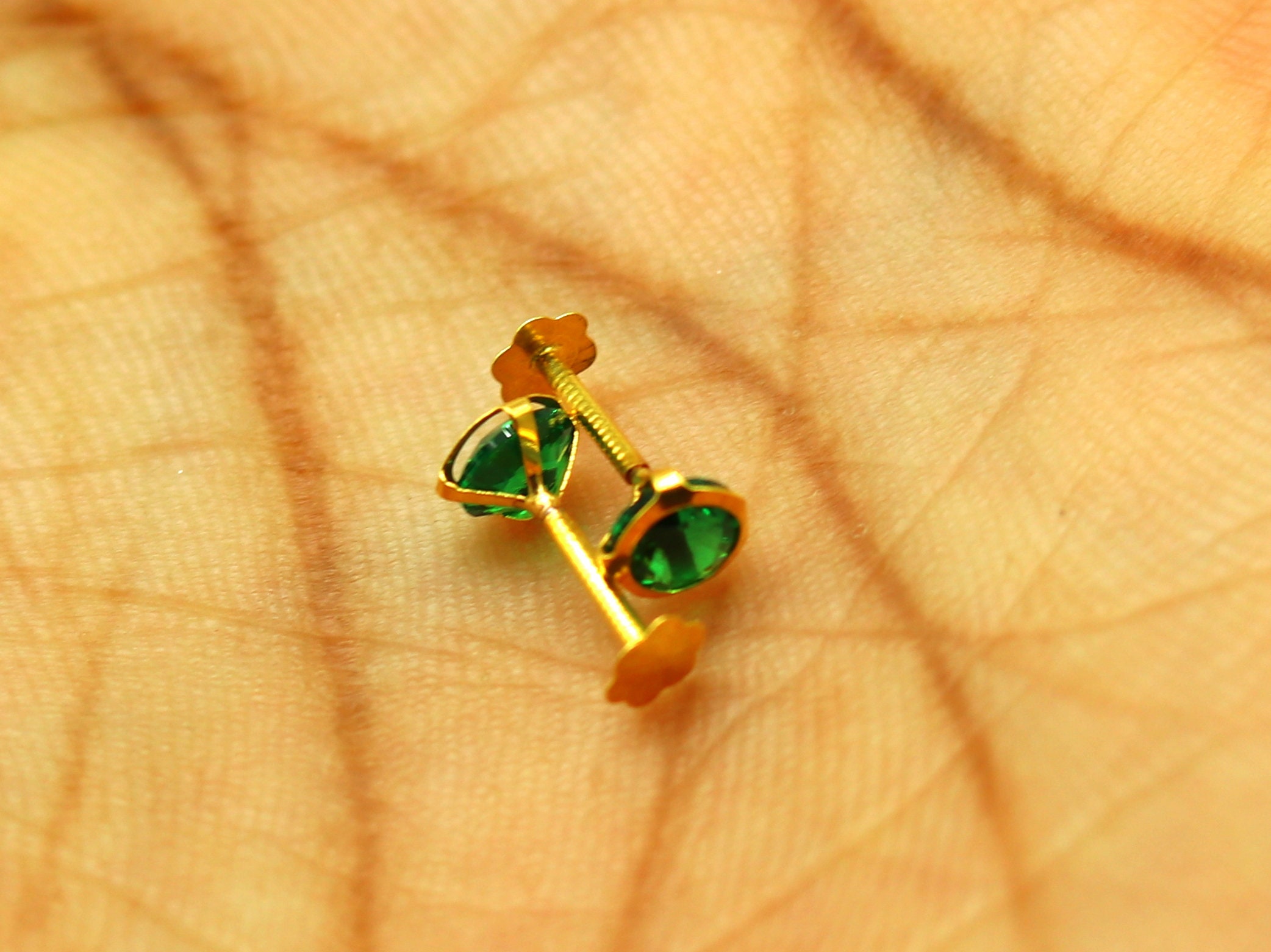 4mm 18k Yellow Gold Handmade Fabulous Green Cubic Zircon 4mm 18k Yellow Gold Handmade Fabulous Green Cubic Zircon
