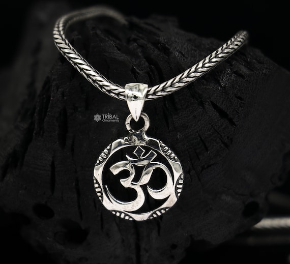 925 Pure Silver AUM OR OM Mantra Pendant Best Gifting Pendant
