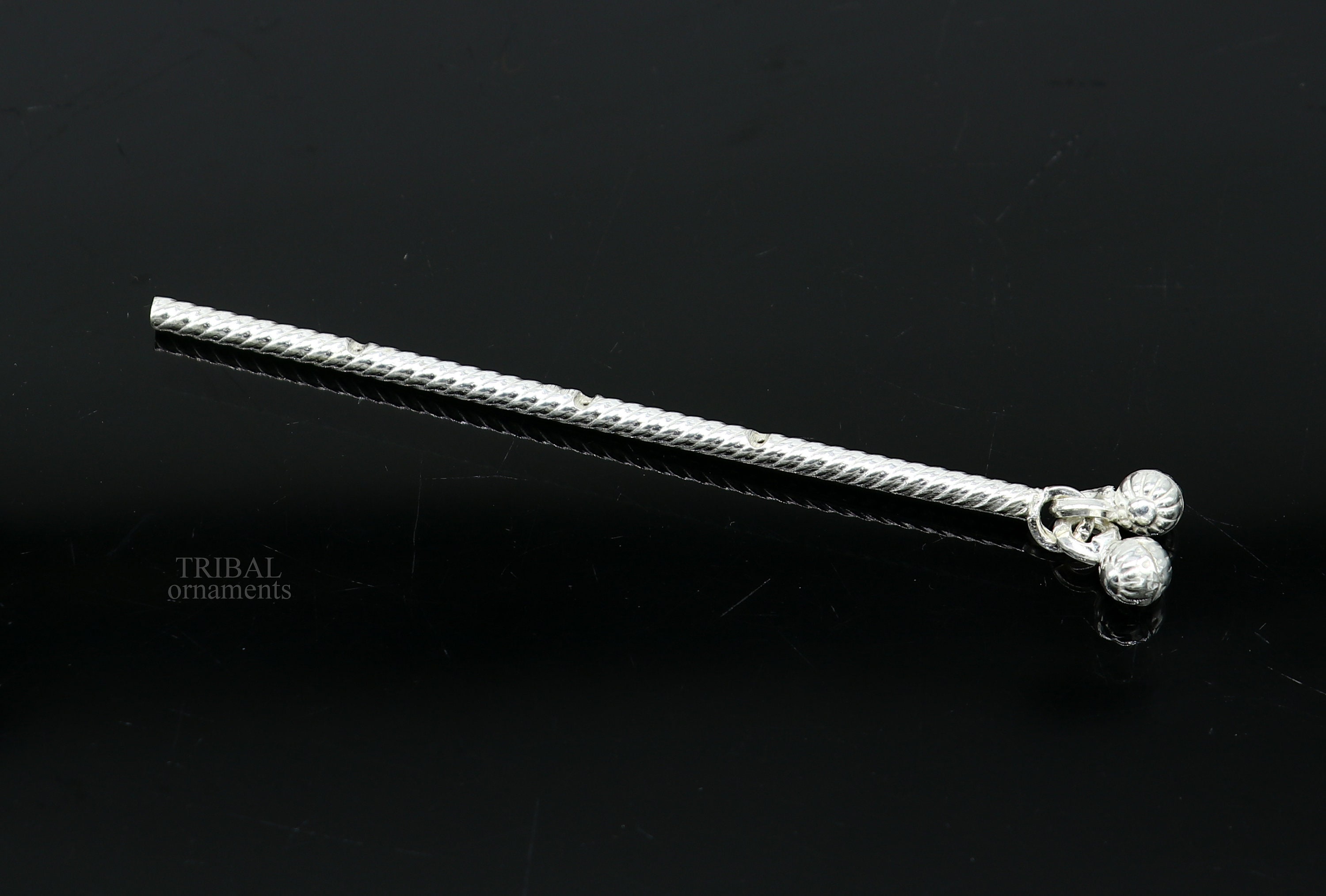 Cloches En Argent Pur 999 Pour Flûte Bansuri - Fait Main En Inde, Dédiées à Lord Krishna