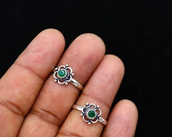 925 sterling silver handmade fabulous tiny green stone toe ring band tribal belly cultural ethnic jewelry from India ntr104