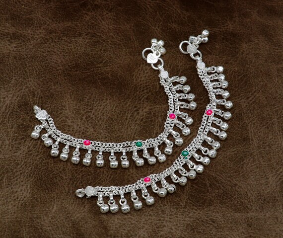 Jingling anklets deals