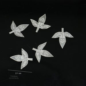 2.1 cm 11 ピース シヴァ神ベルパトラ 純銀製ハンドメイド 純ベルバパトラ、シヴァ崇拝/プージャ用品、ベルの木の葉 su601
