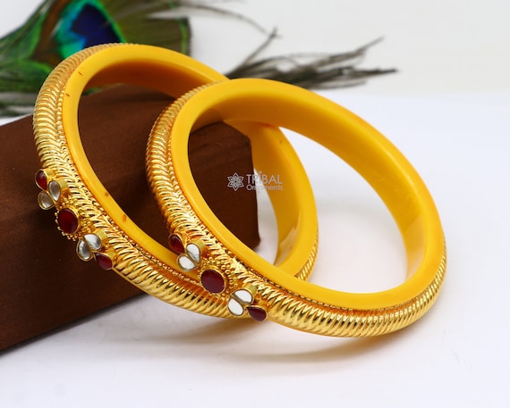 Stylish gold bangles online