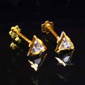 4mm tiny single pink stone handmade 18kt yellow gold combo jewelry we can use as stud or nose stud , baby stud cartilage jewelry er160