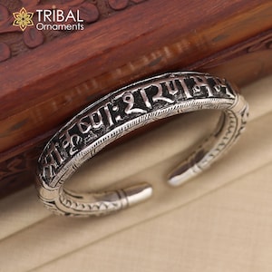 925 Sterling silver handmade chitai work &quot;Shri Krishna sharanam mam&quot; lord krishna mantra bracelet kada divine unisex ethnic jewelry nsk839
