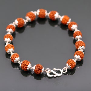 Pulsera de cuentas de Rudraksha naturales hechas a mano en plata maciza, joyería unisex de Rajastán, India, sbr50