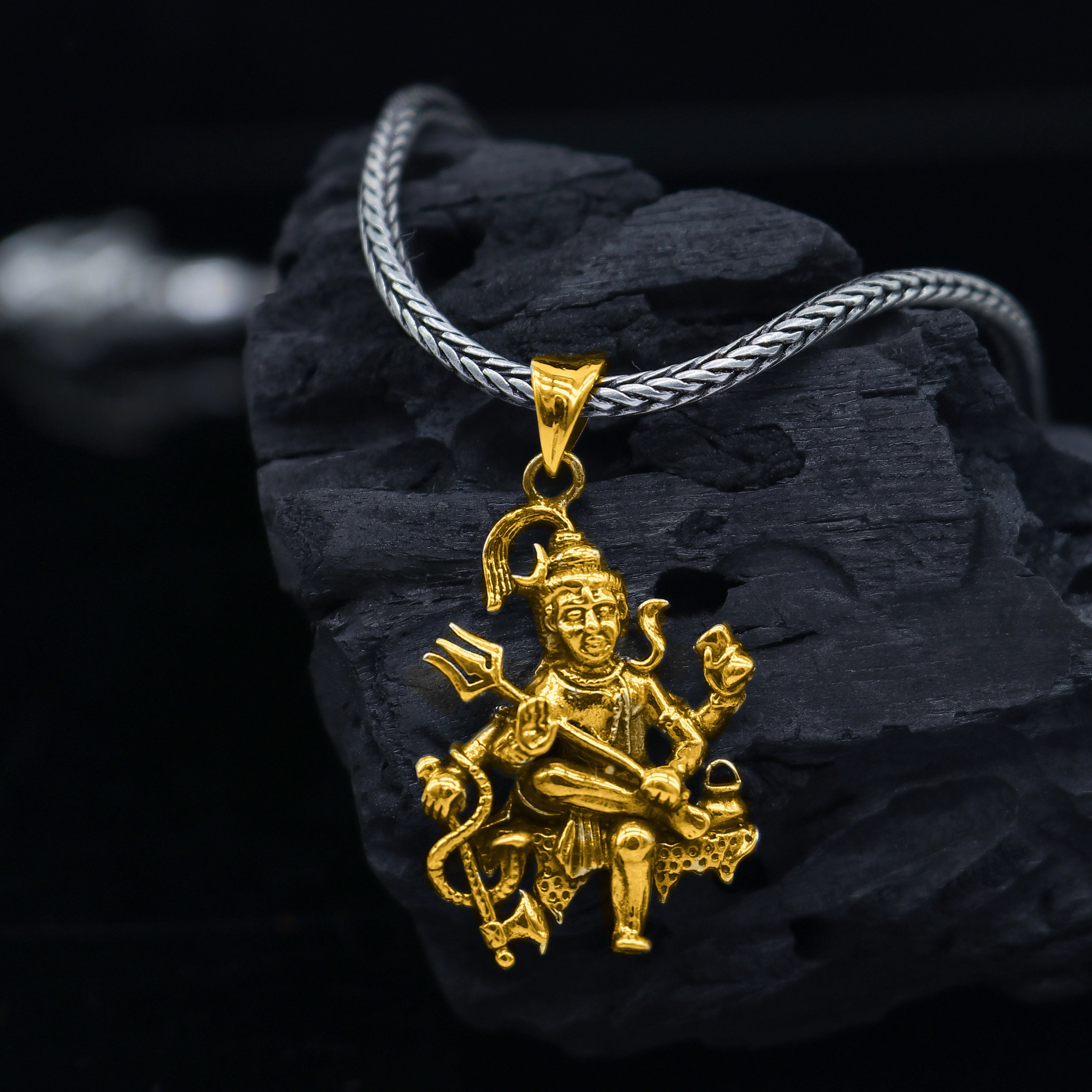 Mahakal locket deals price