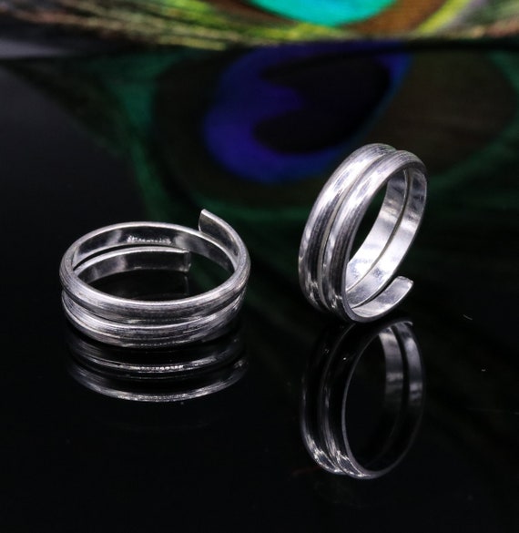 Buy Silver Spring Toe Ring( pair) Online - Unniyarcha