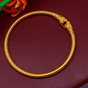 22 kt yellow gold handmade customized vintage unique design stylish kada bangle bracelet, best gifting for wedding anniversary gift ba52