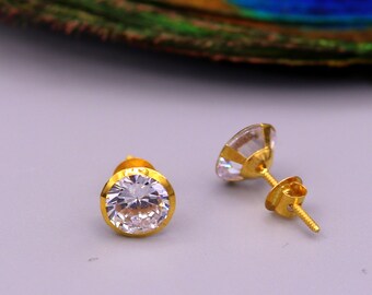 18karat Yellow Gold Gorgeous Cubic Zircon Stone Amazing 6 Mm