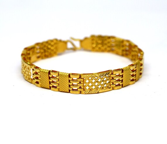 8 8.5 9 22kt Yellow Gold Custom Made Diamond Cut Design Fabulous