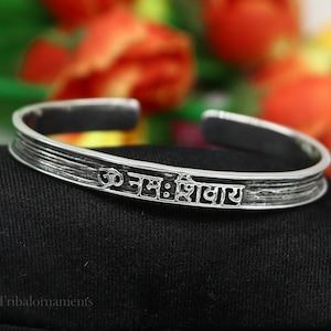 exclusive handmade design adjustable mantra bangle bracelet 925 sterling silver "Aum Namah Shivay" unisex bracelet gifting jewelry nsk142