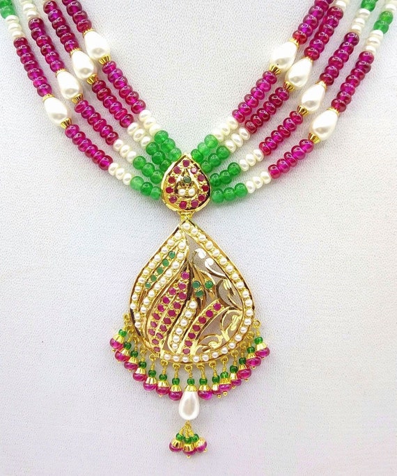 Buy quality 22kt Gold Necklace GNH52 - GFT HM88 in Banda