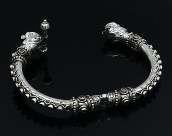 Bracelet Semi-rigide Cabochon Avec Paon Stylisé - Idée Cadeau Femme - Neuf Sans Boîte