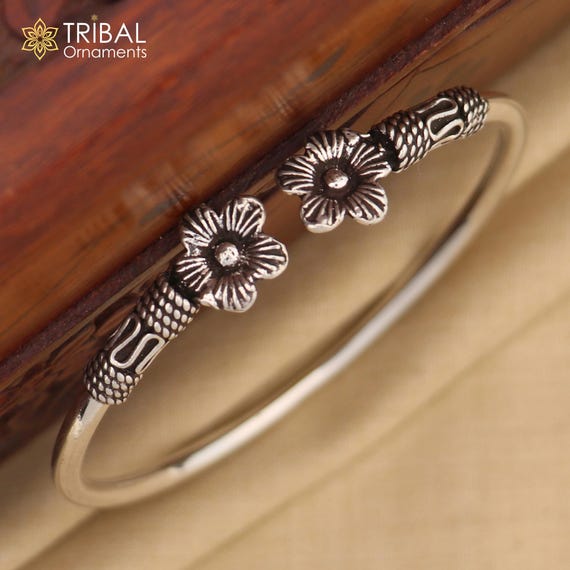 アクセサリー silver 925 simple design bangle Handmade Flower Shape Design 925 Sterling Silver Bangle Bracelet
