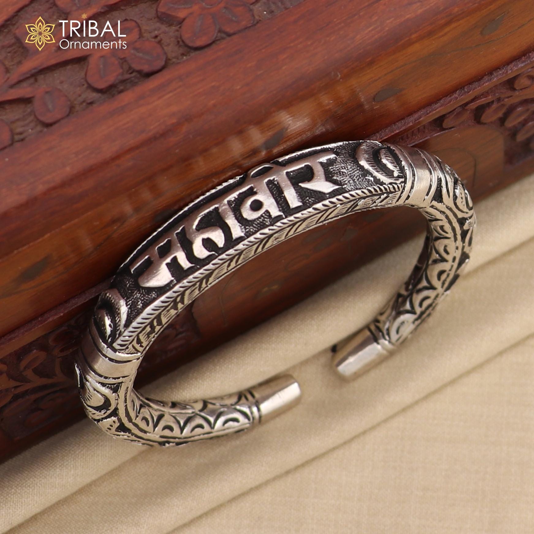 925 Sterling Silver Handmade Mahaveer Design Chitai Bangle