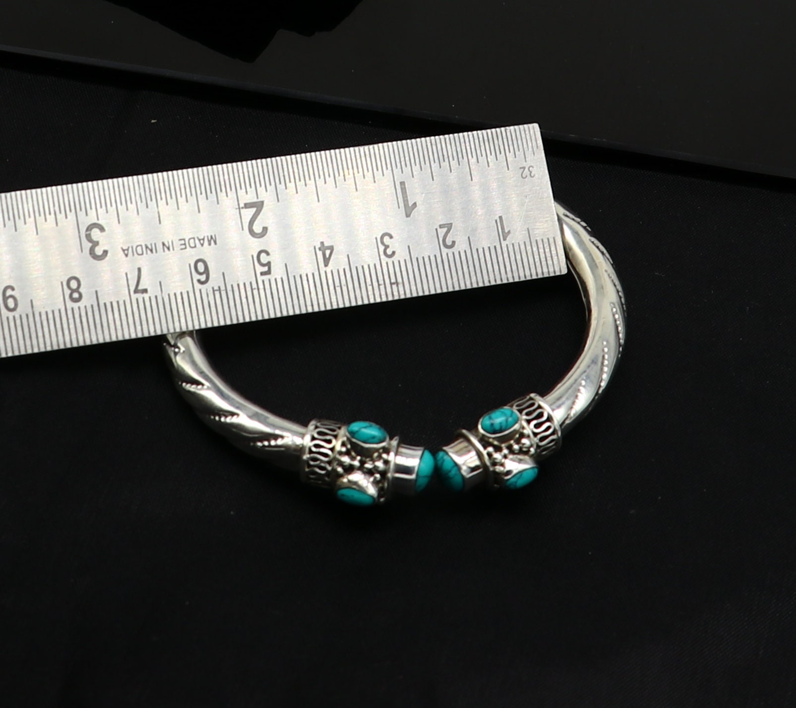ブレスレット WILLIE and DUFFY Round turquoise bangle silver 925 handmade ブレスレット WILLIE and DUFFY Round turquoise bangle silver