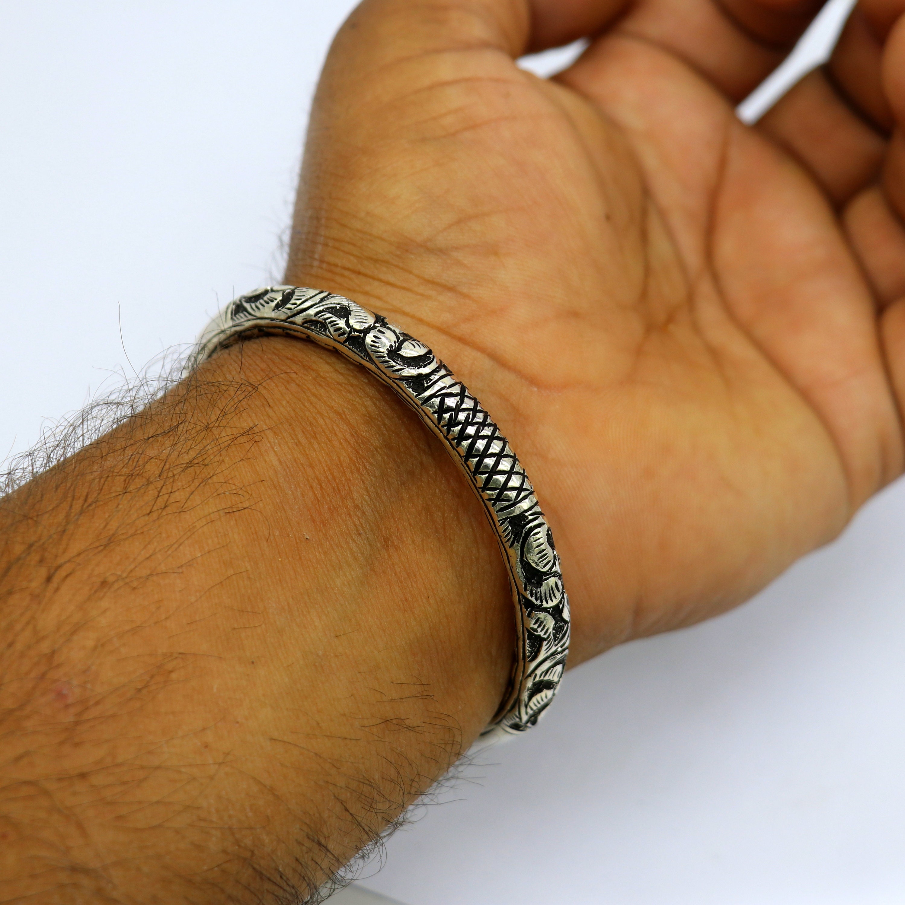 アクセサリー Nothing And Others Sidehole Bangle C42210008 | Sidehole Bangle | Color:Silver【NOTHING AND