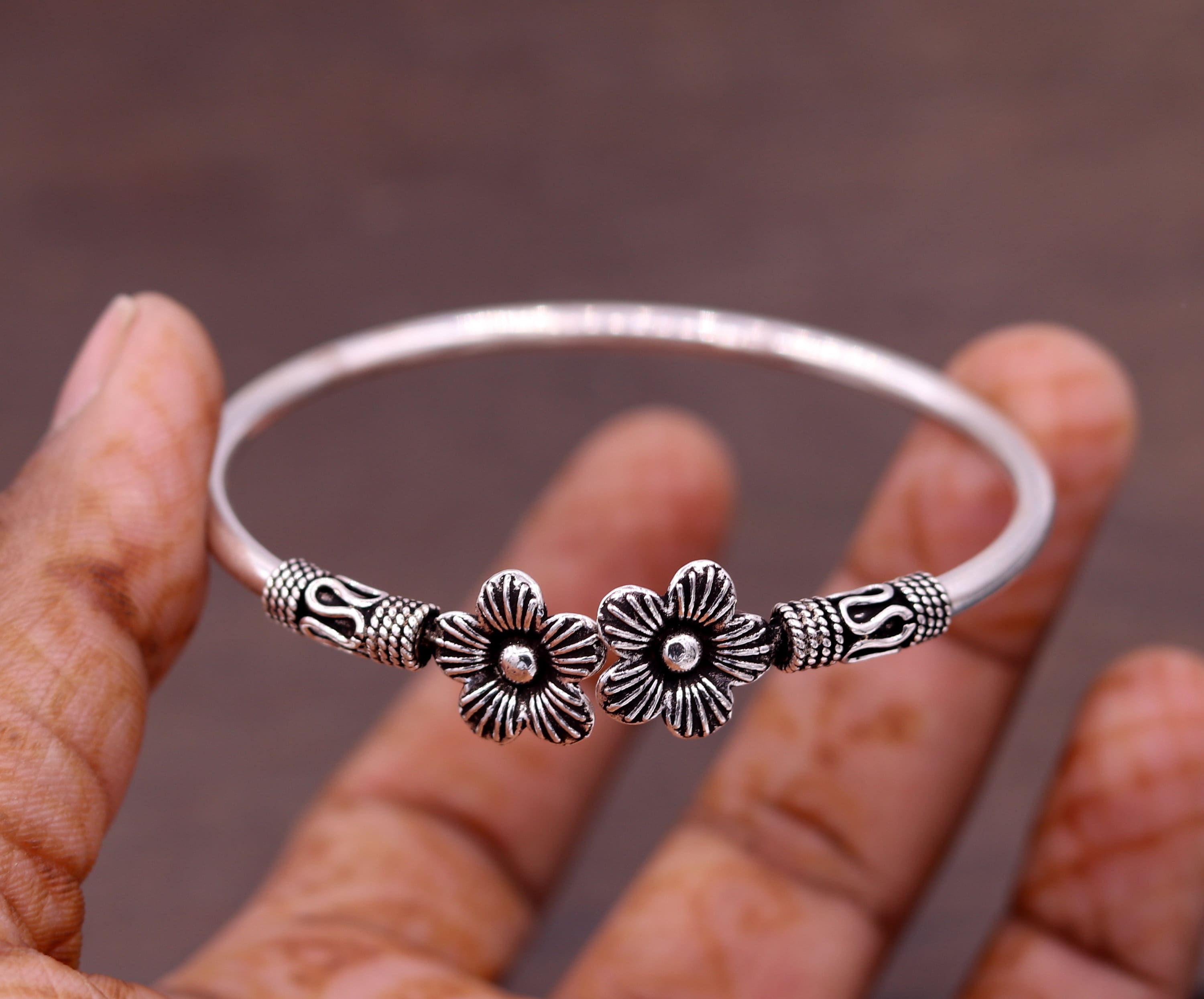 Handmade Flower Shape Design 925 Sterling Silver Bangle Bracelet