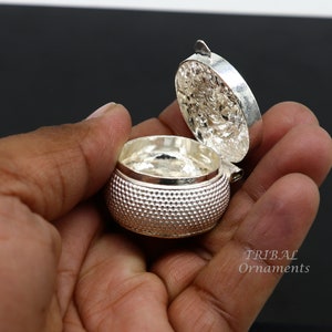 Vintage lion design Sterling silver handmade trinket box, eye kajal box, kumkum box, sindur box, best brides gift stb380