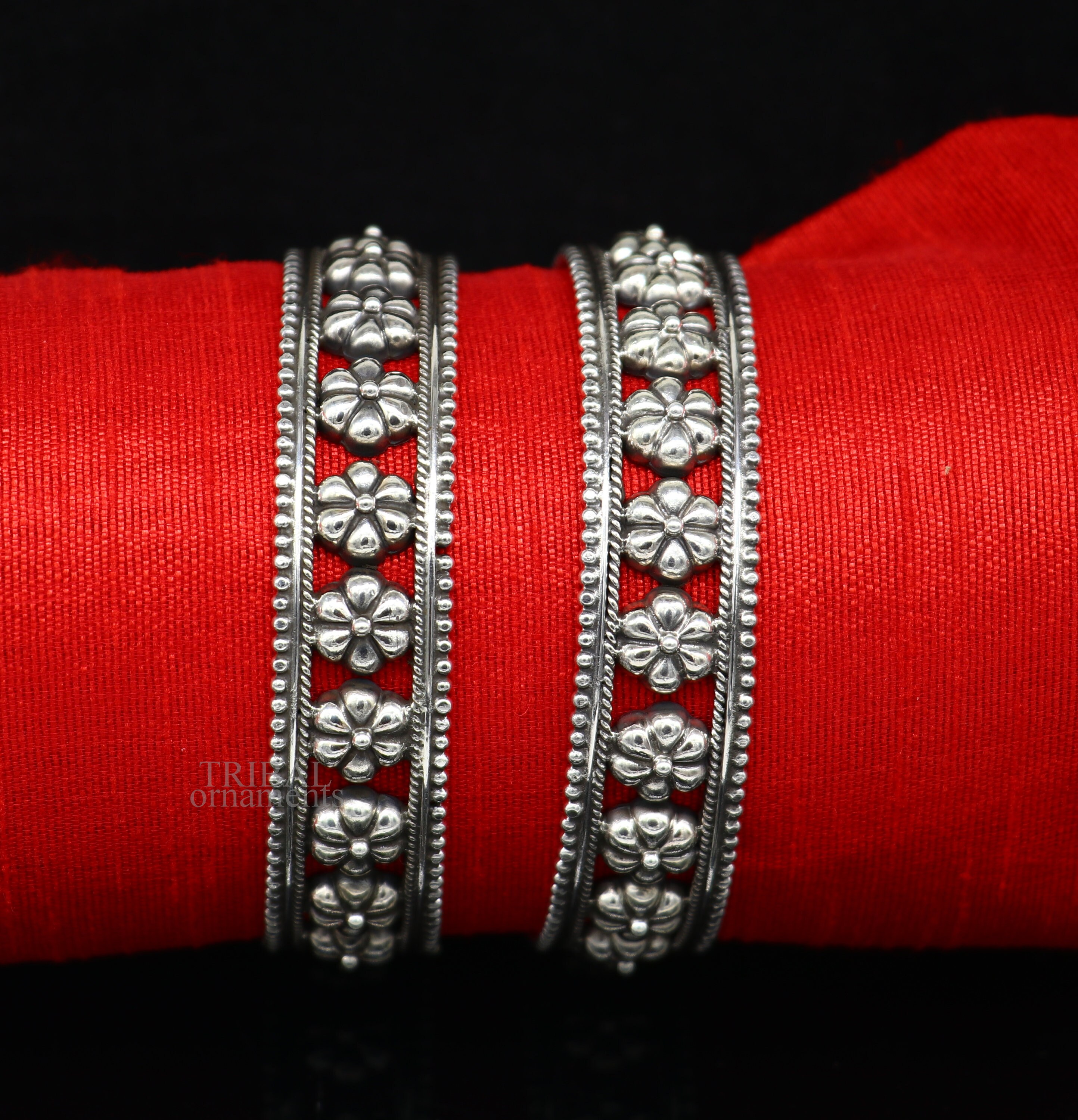 925 Sterling Silver Handmade Gorgeous Vintage Floral Design