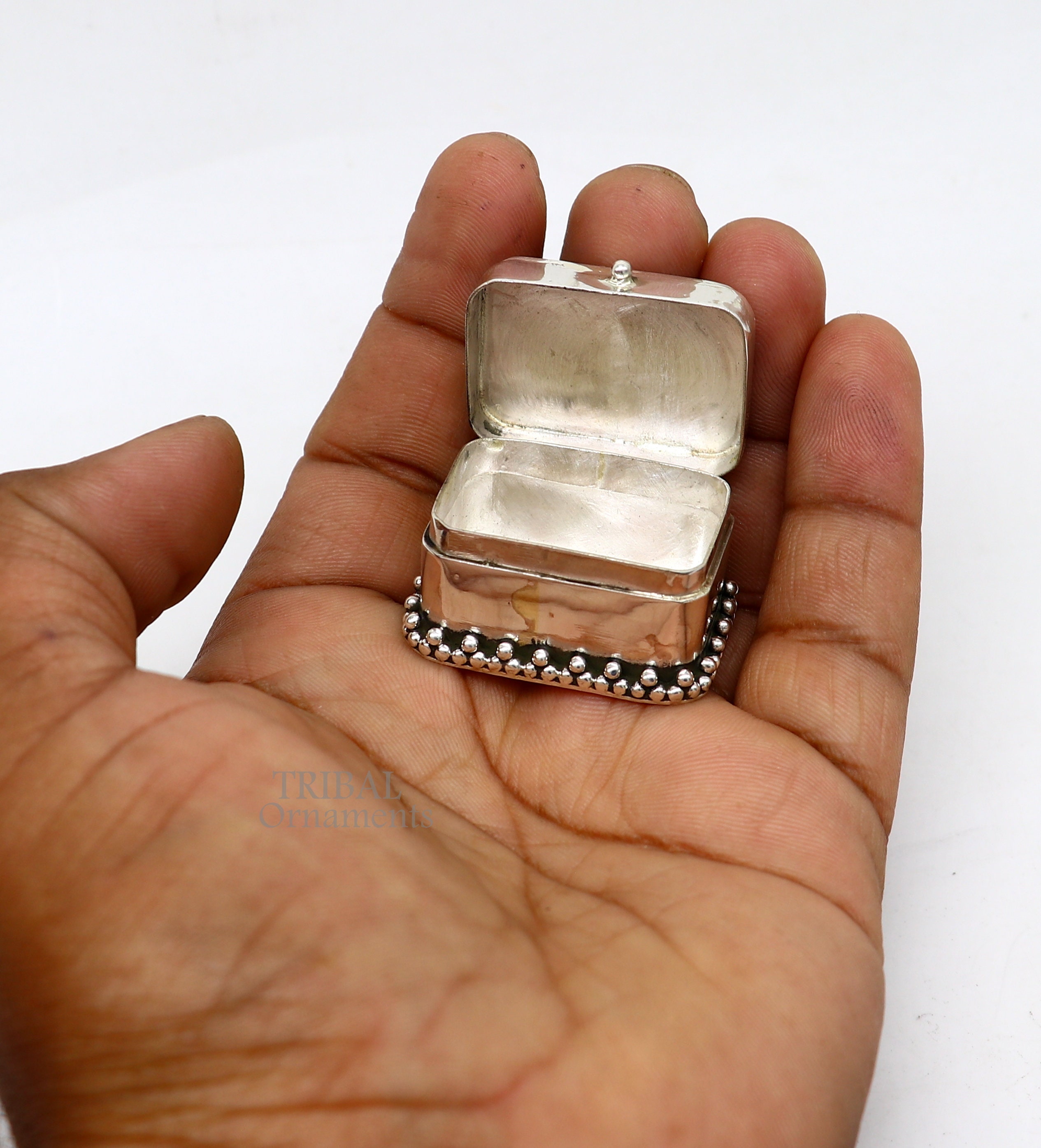 Garnet Round Poison Box Silver Ring – SILBERUH