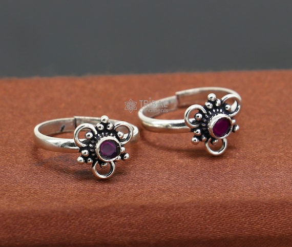 Stone on sale toe rings