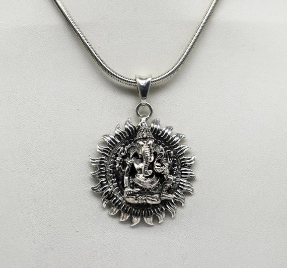925 sterling silver Hindu idol Lord Ganesha penda… - image 4