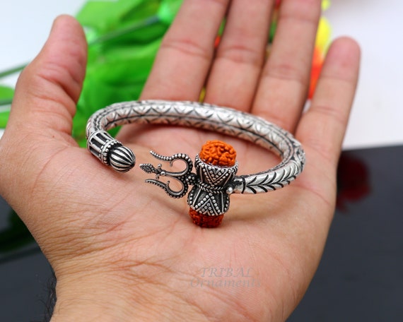 Bracelet of Lord Shiva Damru with trishul with Rudraksha Buy Online -  vedicvaani