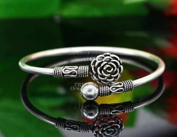 Shop Pure Silver Baby Bangles with Black Beeds Pair-19 Gms