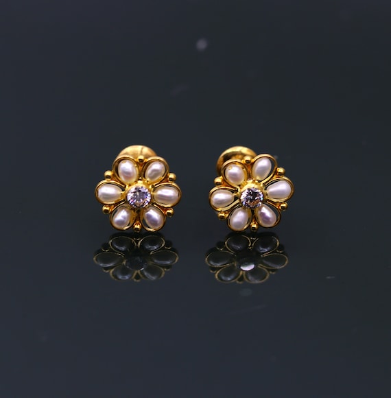 Buy 2000+ Gold Earrings Online | BlueStone.com - India's #1 Online  Jewellery Brand