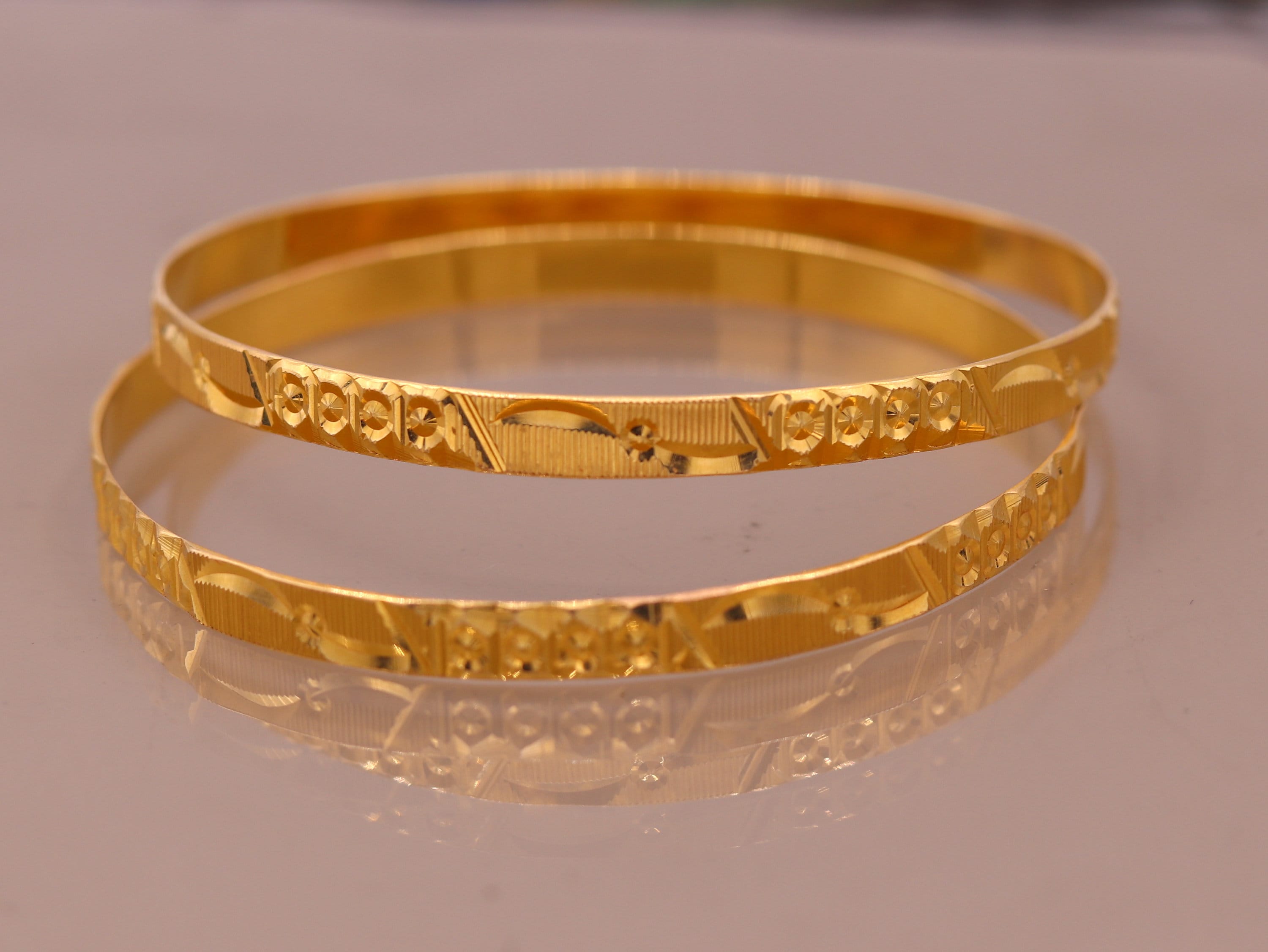 【美品】human made bangle gold 美品】human made bangle gold Reflective Faceted 22k Gold