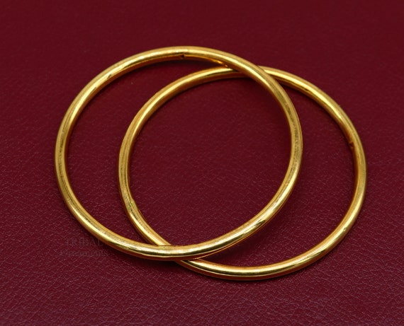 22k Yellow Gold Handmade Fabulous Plain Round Bangle 22k Yellow Gold Handmade Fabulous Plain Round Bangle