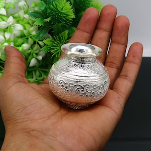 Solid sterling silver handmade plain small Kalash or pot, unique special silver puja article, water or milk shiva kalash pot india su347
