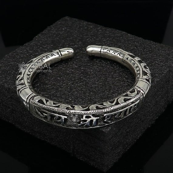 Men Silver Bangle Bracelet in Chennai at best price by Krishna Jewellers -  Justdial