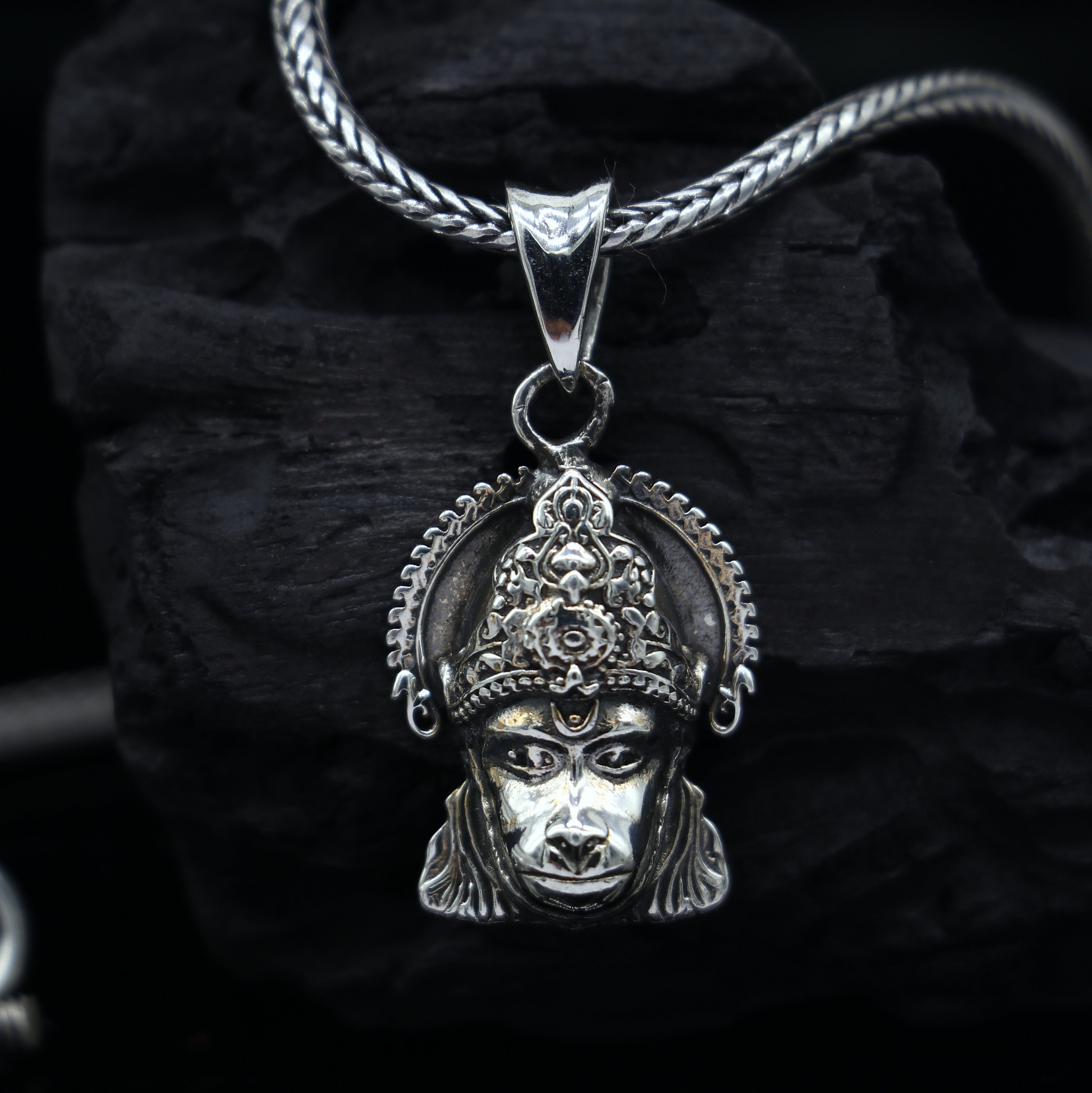Divine 925 Sterling Silver Trendy Lord Hanuman Face Pendant Daily