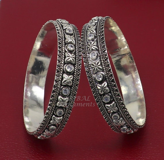 Stylish silver bangles sale