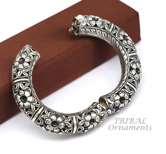 ブレスレット WILLIE and DUFFY Custom stamped bangle silver 925 handmade 925 Sterling Silver Handmade Chitai Work Elephant Face